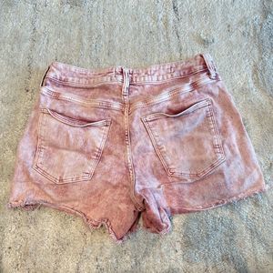 Universal Thread Women’s High Rise Midi Pink Shorts Size 8/29
